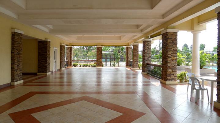 itcwoodlands_clubhouse.jpg